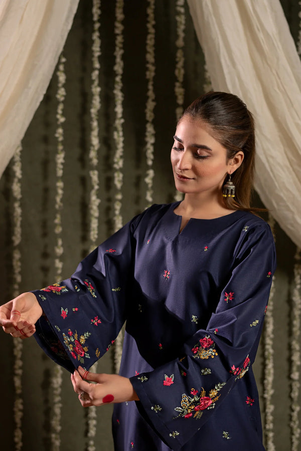 Urge 006 Unstitched Luxury Dhanak Heavy Embroidered 2PC Suit